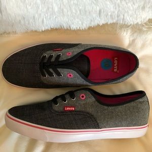 New LEVI’S Monterey Chambray Sneakers Size 10